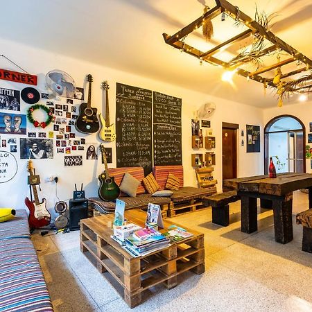 קולומבו Groove House Hostels מראה חיצוני תמונה