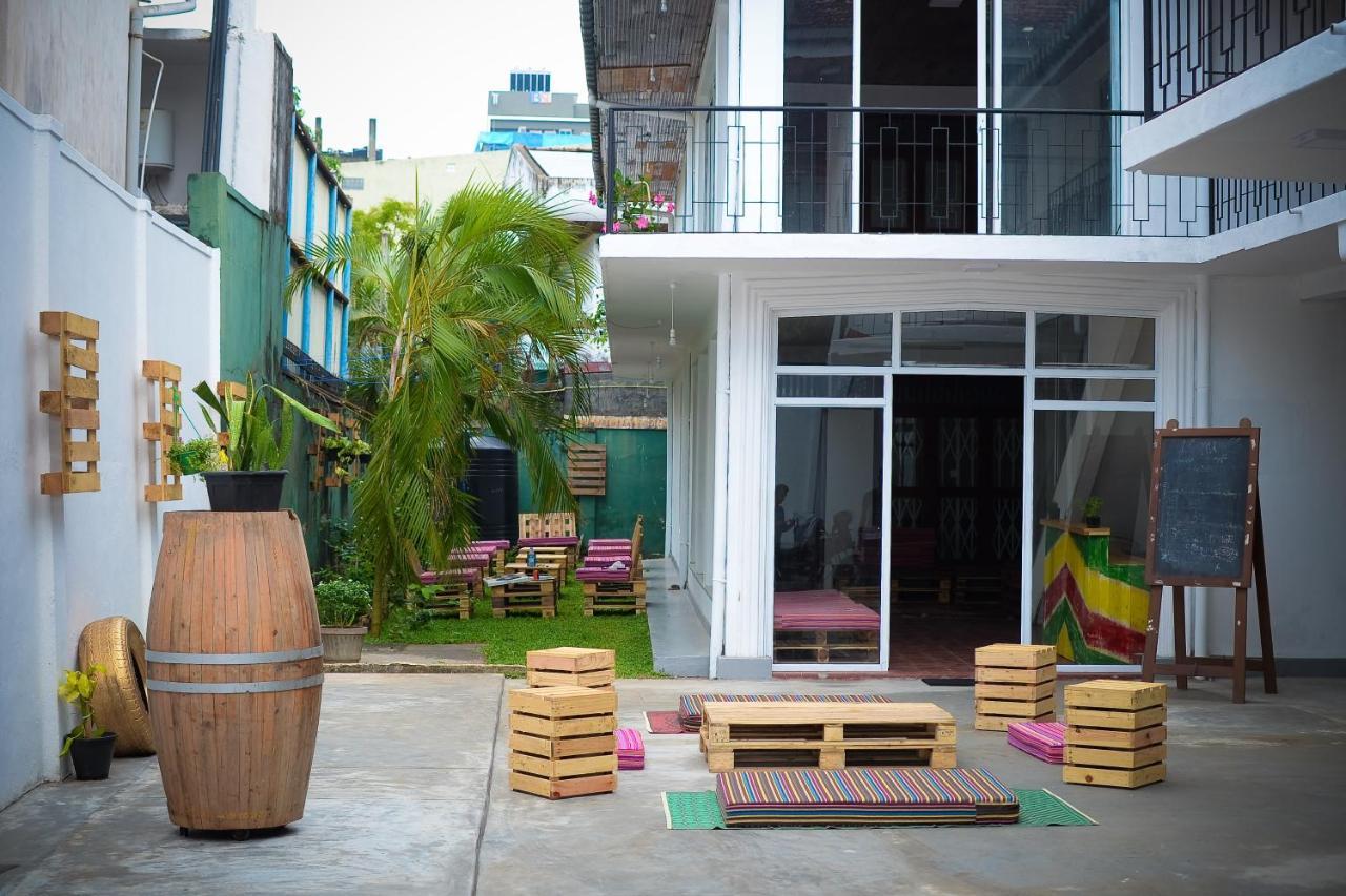 קולומבו Groove House Hostels מראה חיצוני תמונה